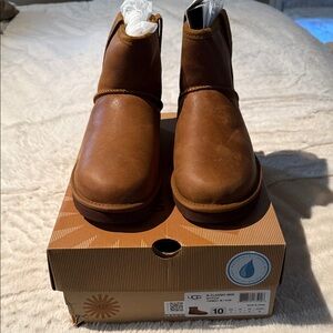 UGG Mens Mini Boots in Chestnut Brown